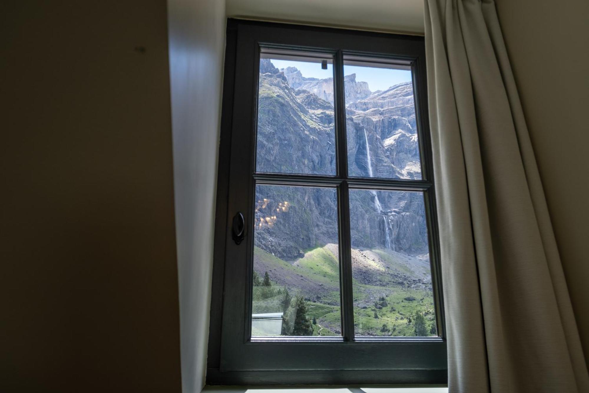 Hotel Du Cirque Et De La Cascade Gavarnie Exterior foto